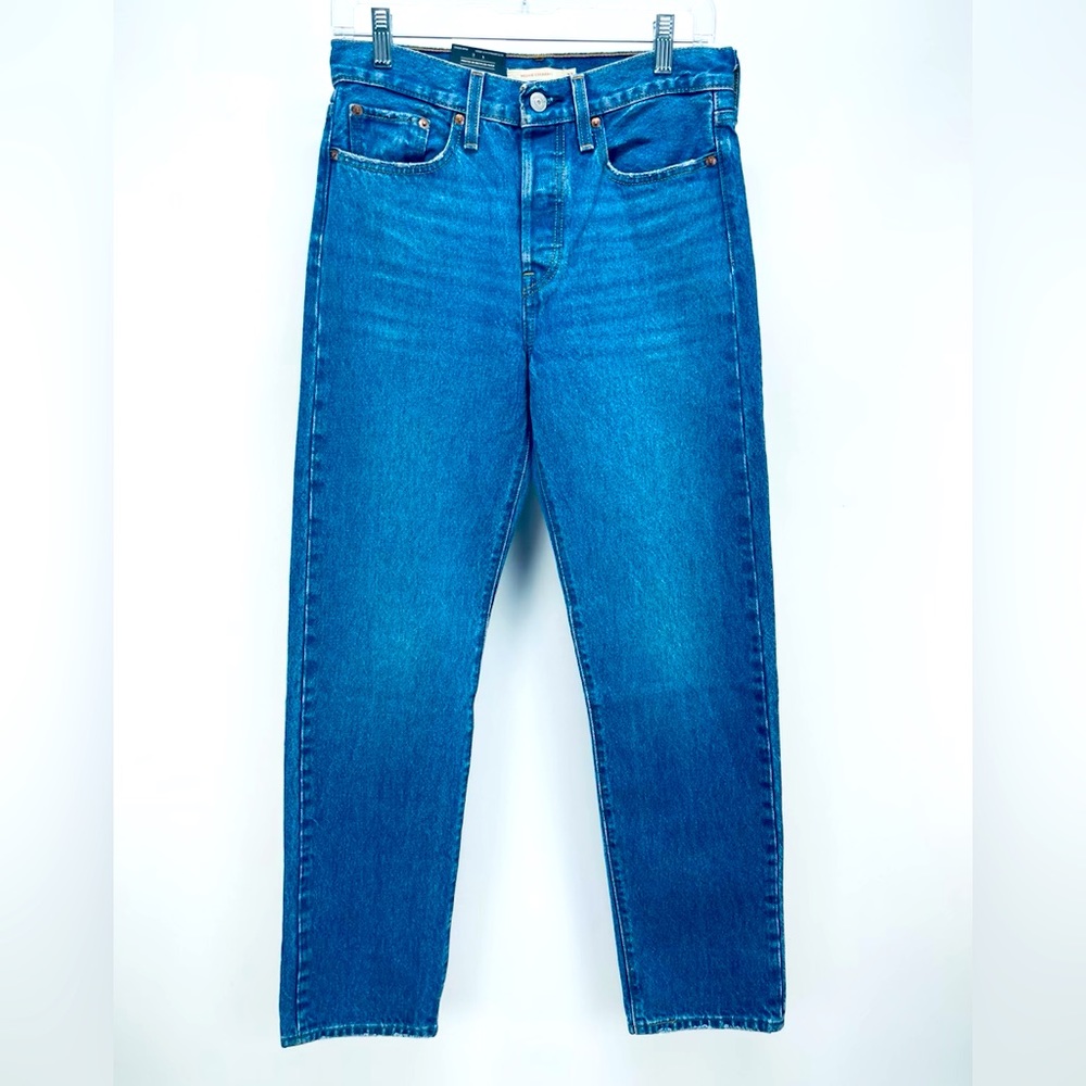 Levi's Premium Women's Wedgie Straight Snug Through Blue Size 27x30 New